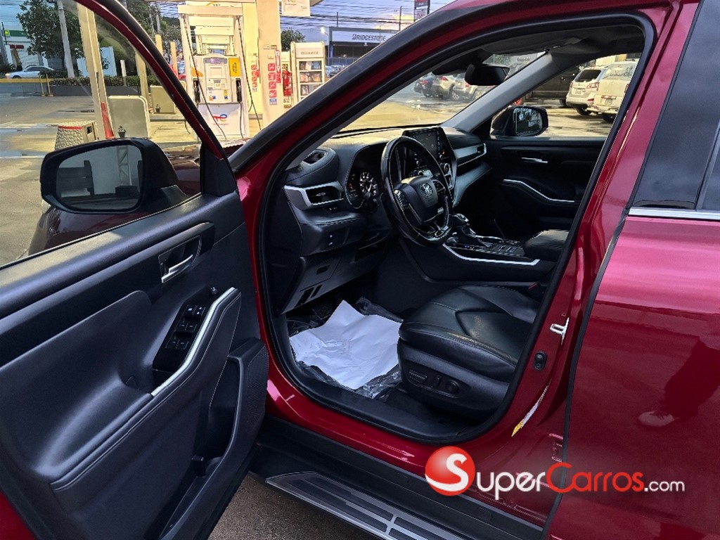 2020 Toyota Highlander XLE — foto 6 / 11