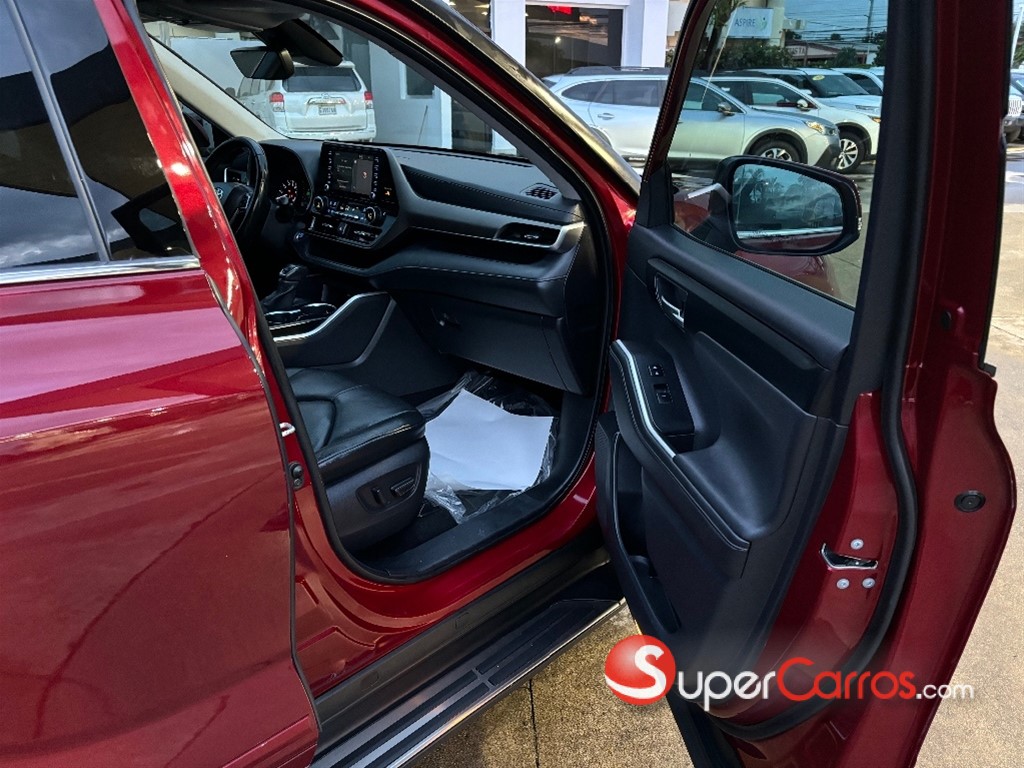 2020 Toyota Highlander XLE — foto 7 / 11