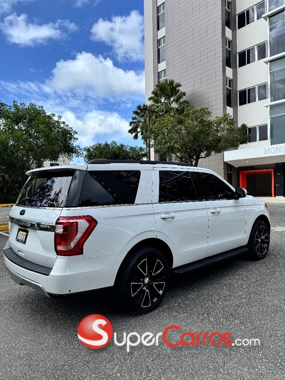 2019 Ford Expedition XLT — foto 6 / 6