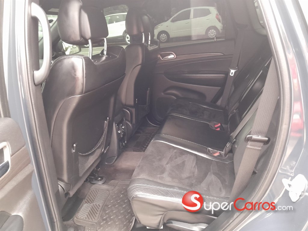 2017 Jeep Grand Cherokee Laredo — foto 4 / 11