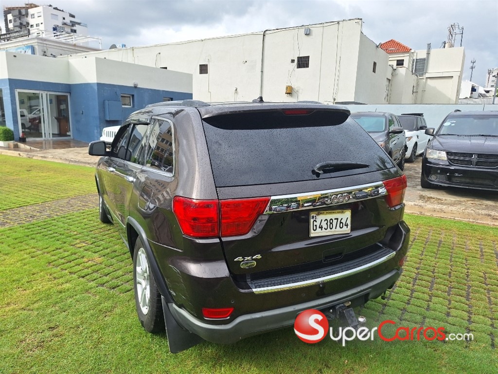 2013 Jeep Grand Cherokee Overland — foto 4 / 9