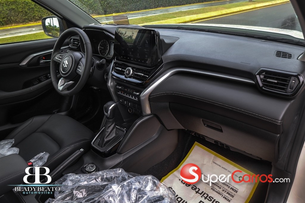 2025 Suzuki Grand Vitara GLX — foto 4 / 10