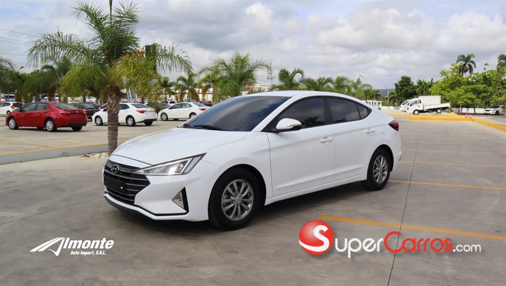 2020 Hyundai Avante — foto 2 / 12