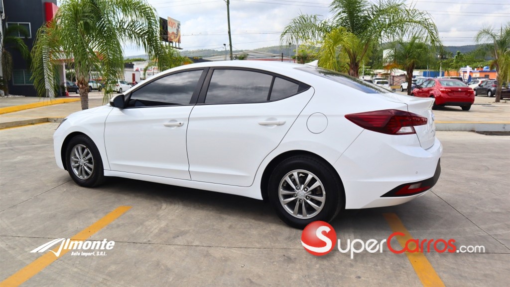 2020 Hyundai Avante — foto 3 / 12
