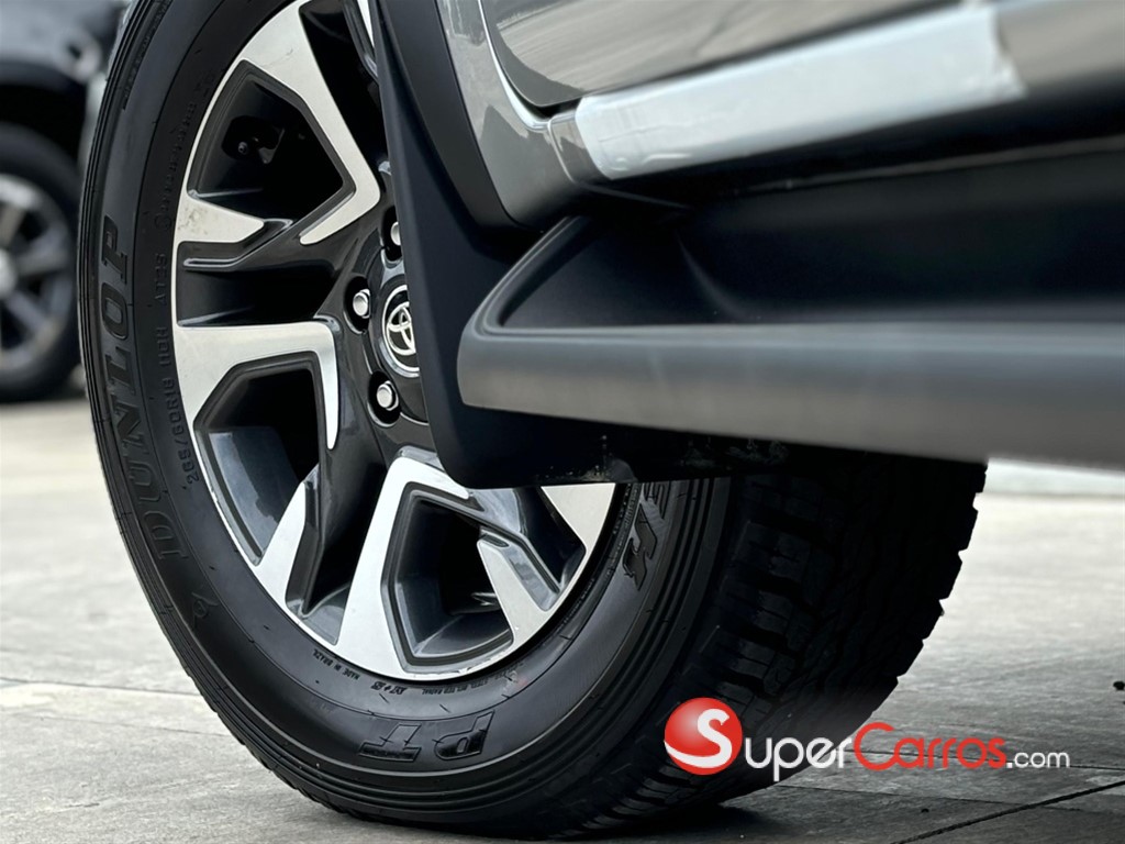 2026 Toyota Fortuner DIAMOND — foto 8 / 8