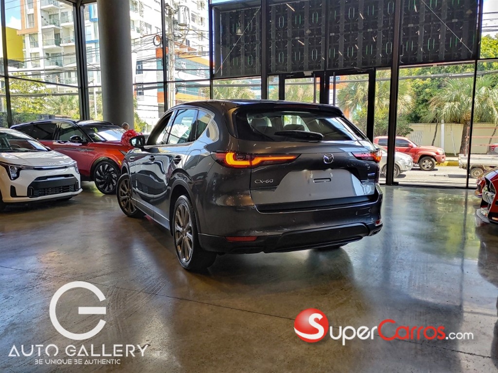 2025 Mazda CX-60 GS — foto 2 / 12