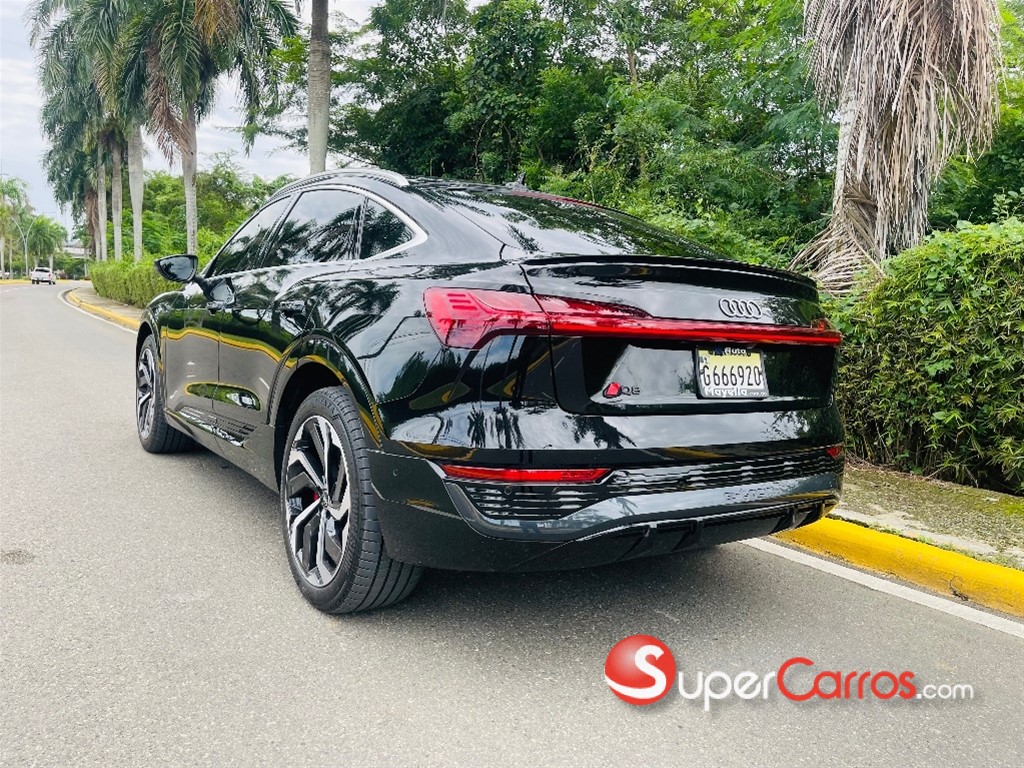 2024 Audi Q8 E-TRON SPORTBACK — foto 6 / 12