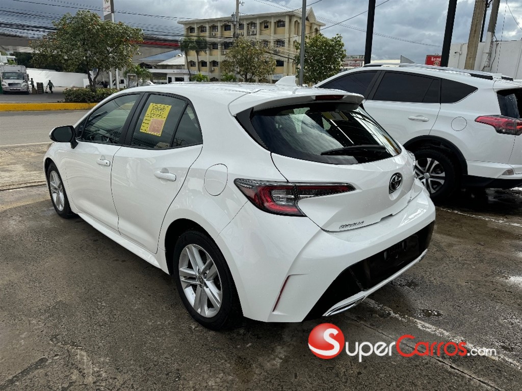 2019 Toyota Corolla SE — foto 4 / 8