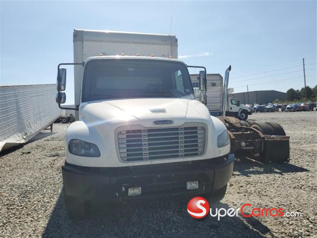 2017 Freightliner M2-106 — foto 9 / 9