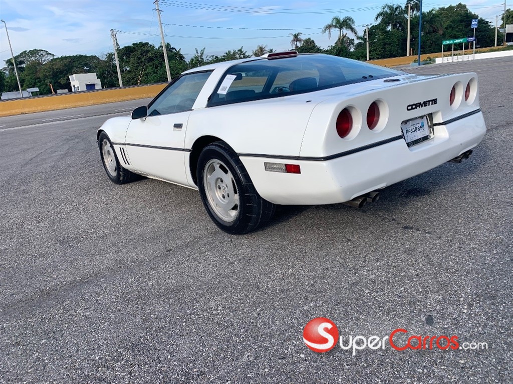 1986 Chevrolet Corvette — foto 8 / 11