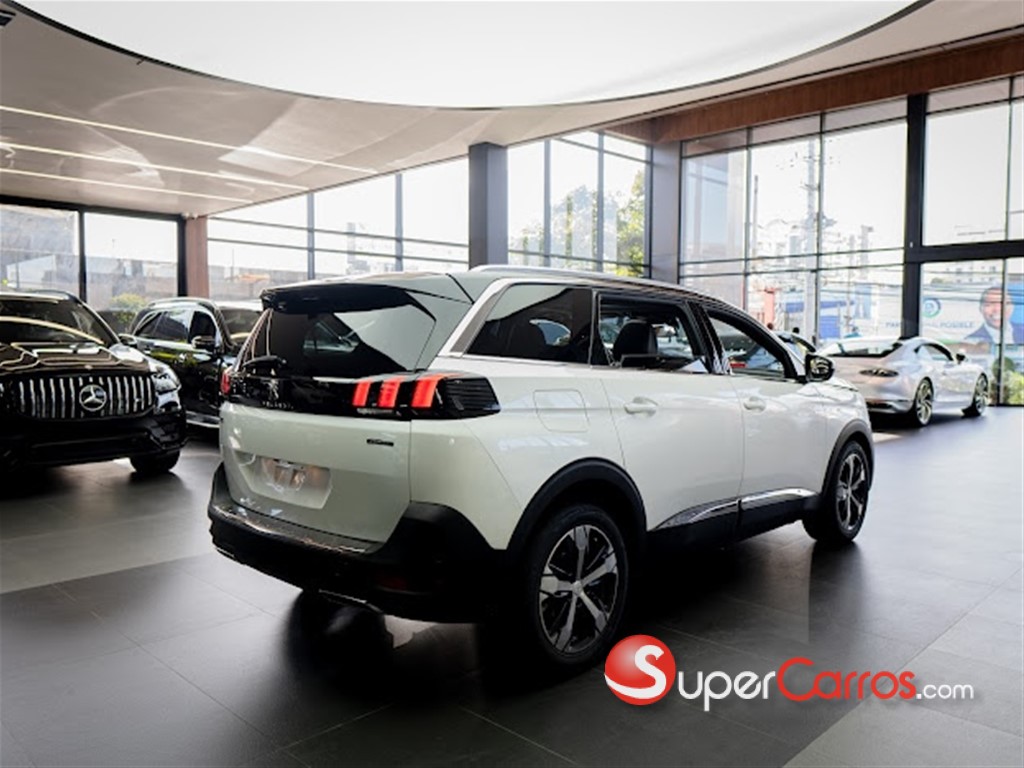 2020 Peugeot 5008 GT Line — foto 5 / 12