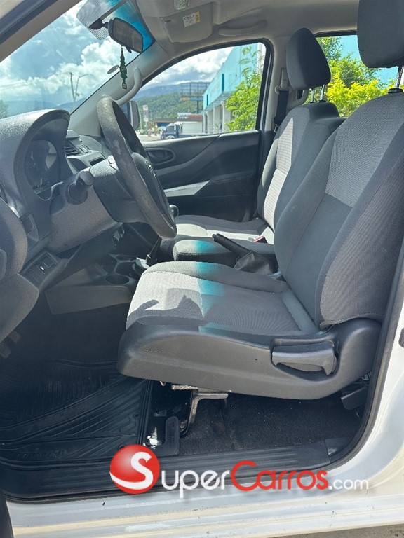 2019 Nissan Frontier NP300 — foto 7 / 11