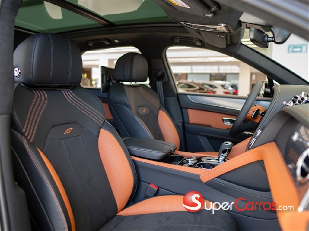 2023 Bentley Bentayga S — foto 10 / 12