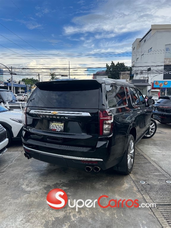 2023 Chevrolet Suburban Highcountry — foto 2 / 8