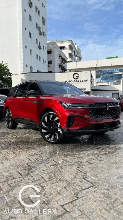 2025 Lincoln Nautilus — foto 5 / 12