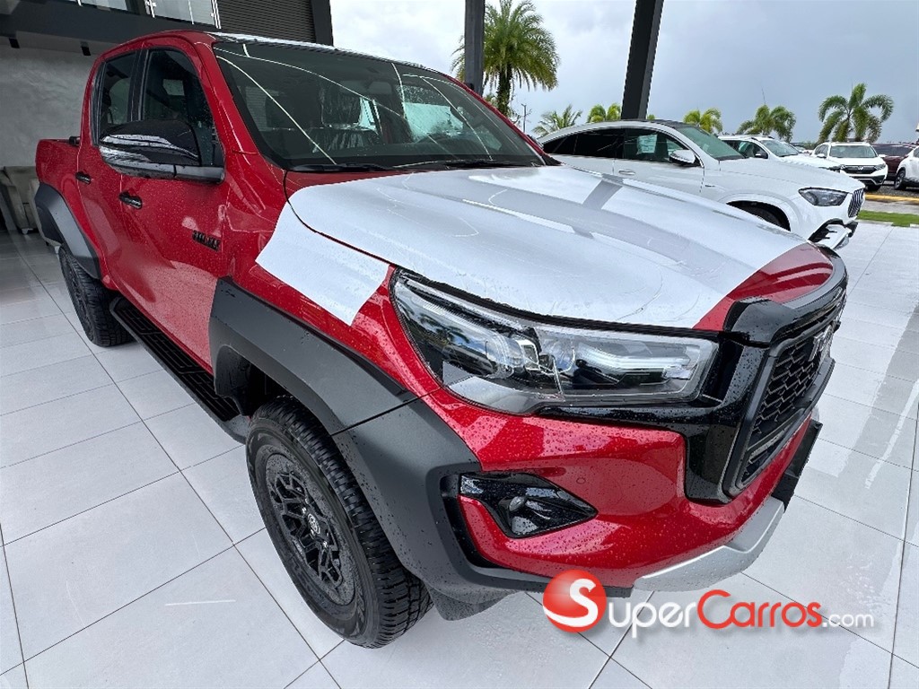 2026 Toyota Hilux GR Sport — foto 2 / 5