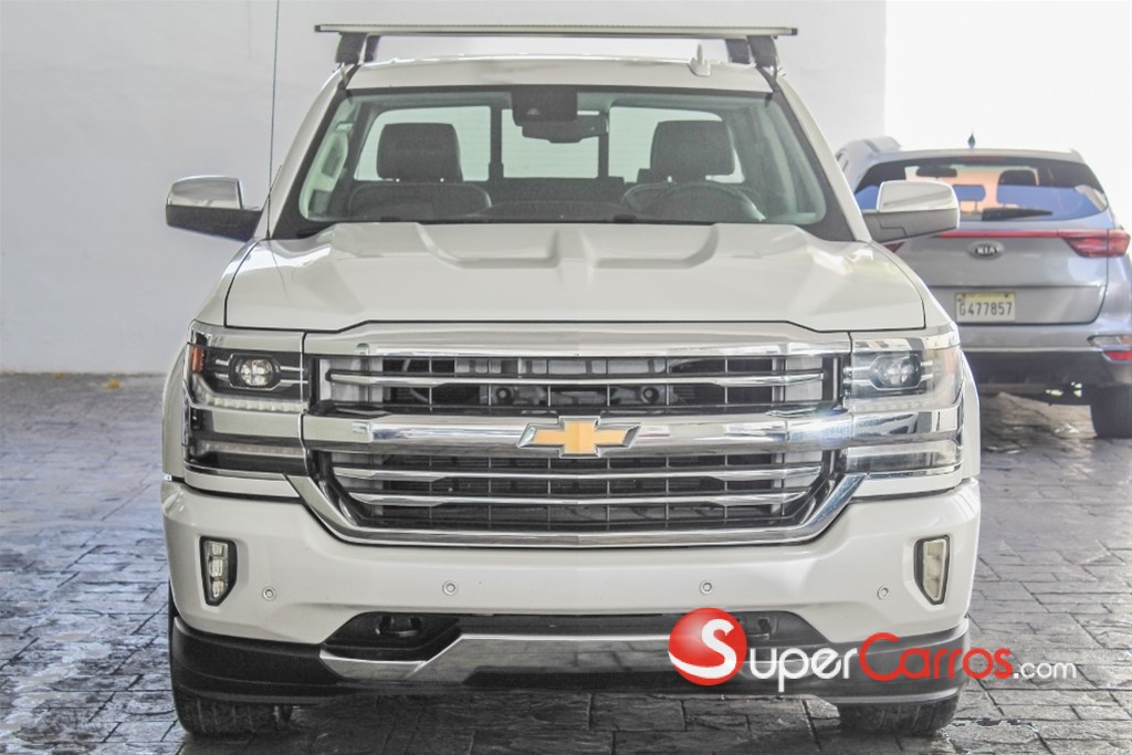 2016 Chevrolet Silverado High Country — foto 2 / 12