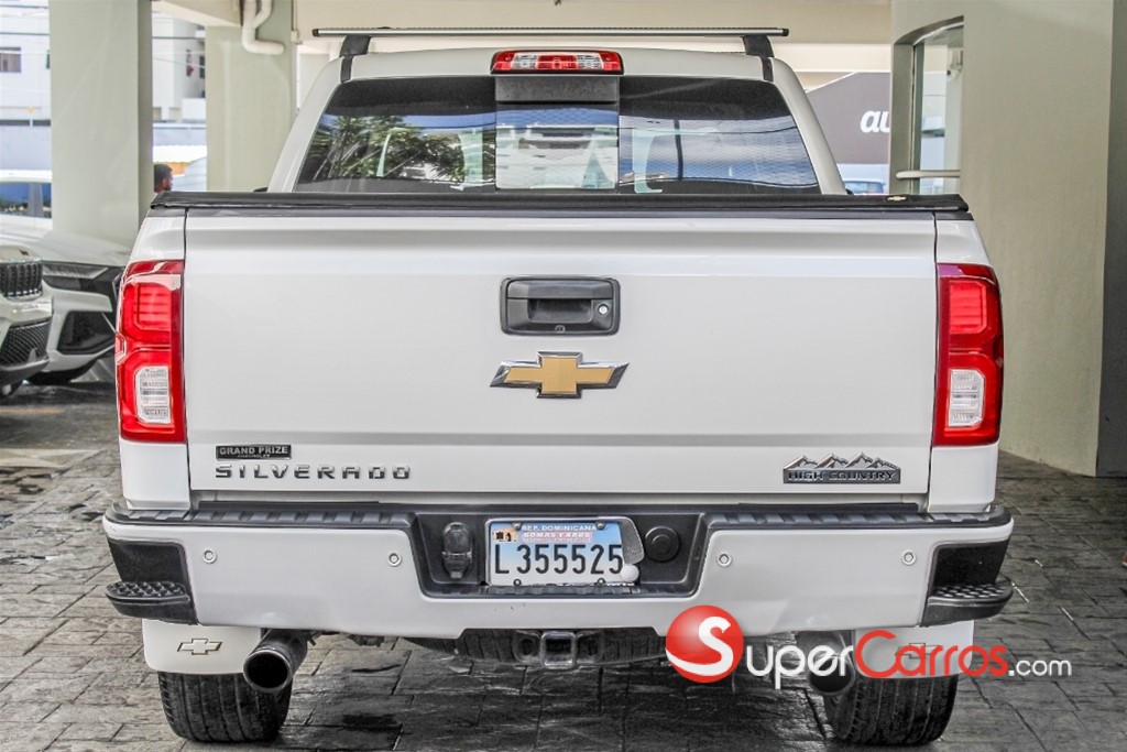2016 Chevrolet Silverado High Country — foto 3 / 12