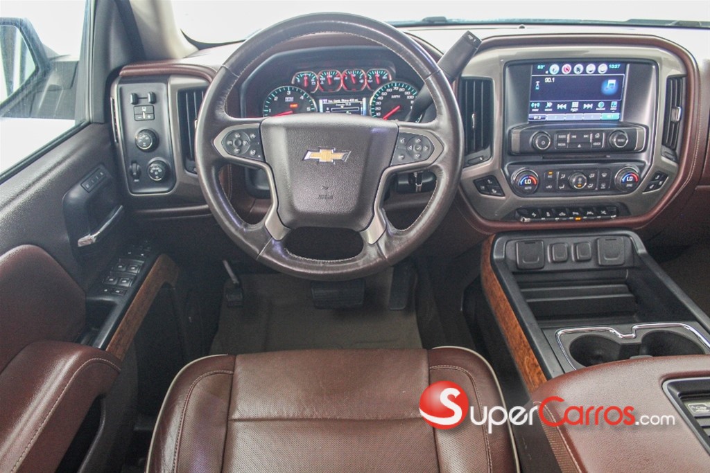 2016 Chevrolet Silverado High Country — foto 8 / 12