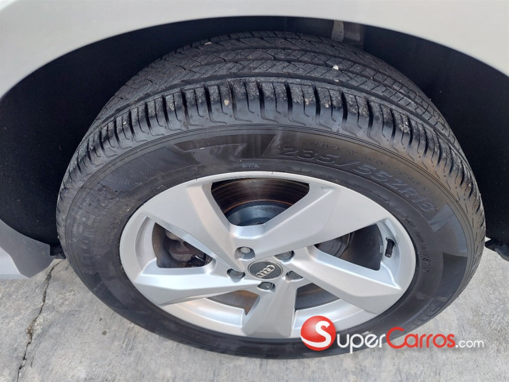2019 Audi Q3 Premium Plus — foto 4 / 12