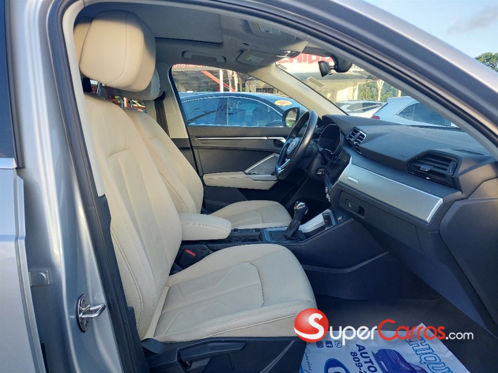 2019 Audi Q3 Premium Plus — foto 9 / 12