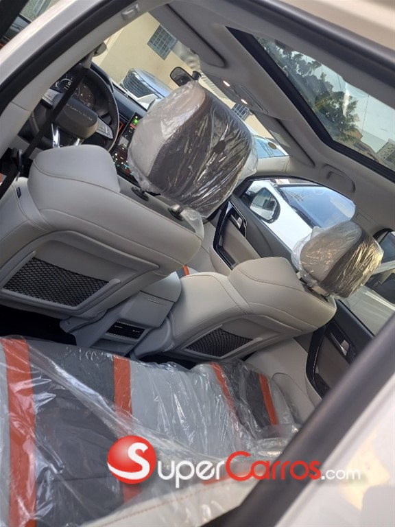 2026 Forthing T5 MACH — foto 10 / 12