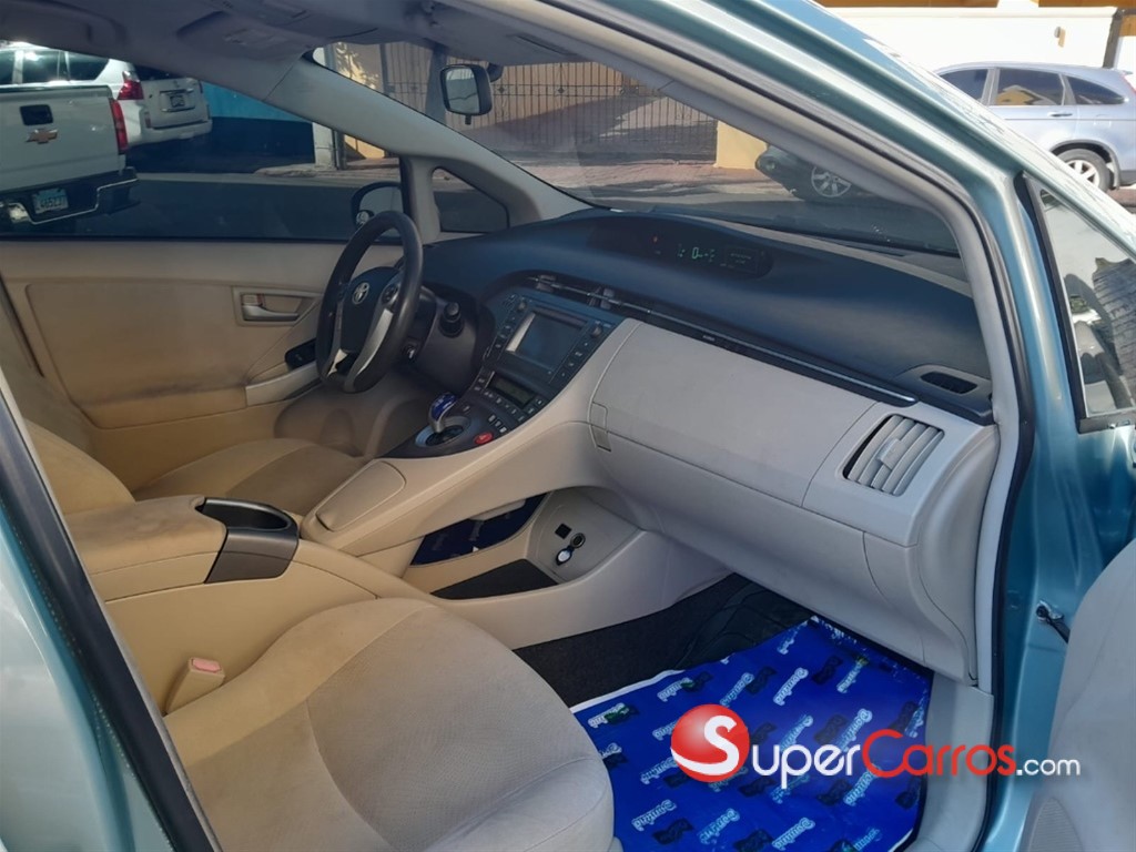 2014 Toyota Prius Hybrid — foto 7 / 11