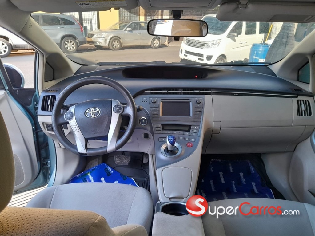 2014 Toyota Prius Hybrid — foto 11 / 11