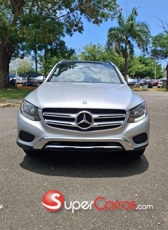 2017 Mercedes-Benz Clase GLC 300 4MATIC — foto 3 / 10