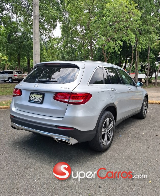 2017 Mercedes-Benz Clase GLC 300 4MATIC — foto 5 / 10