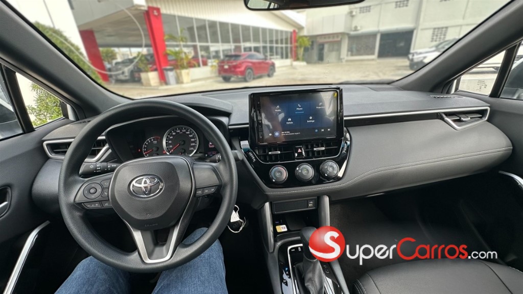 2026 Toyota Corolla Cross Full — foto 8 / 11