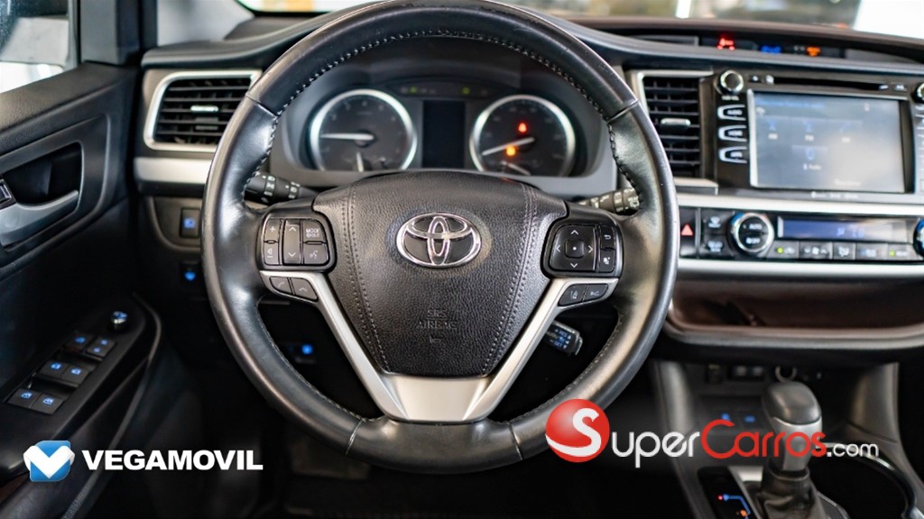 2017 Toyota Highlander XLE — foto 9 / 11