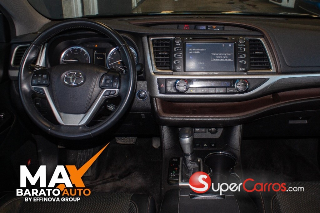 2017 Toyota Highlander Limited — foto 8 / 12