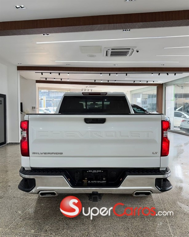 2020 Chevrolet Silverado Z 71 — foto 7 / 12