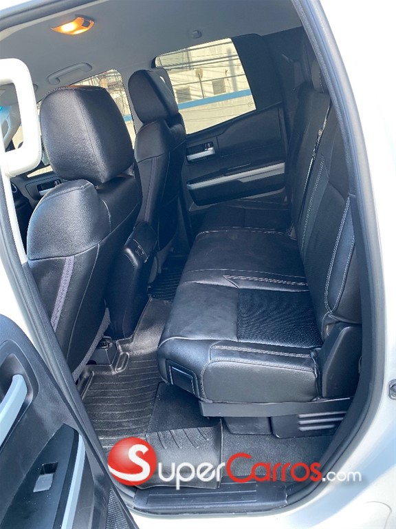 2021 Toyota Tundra SR5 — foto 7 / 9
