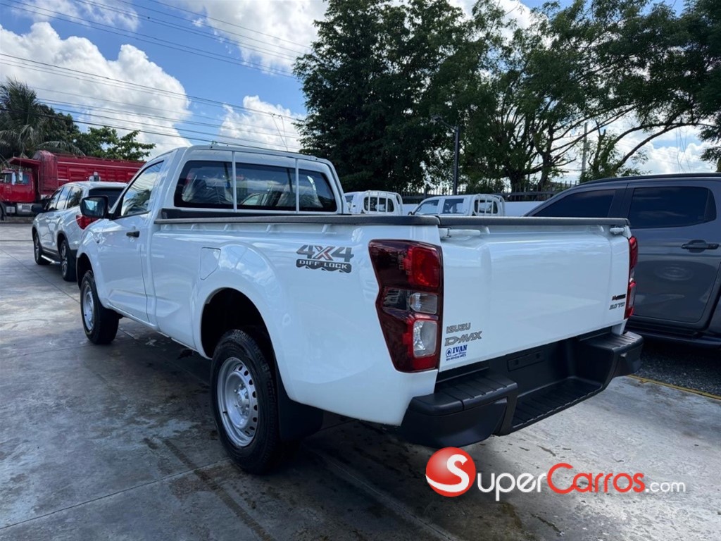 2027 Isuzu DMAX — foto 5 / 12