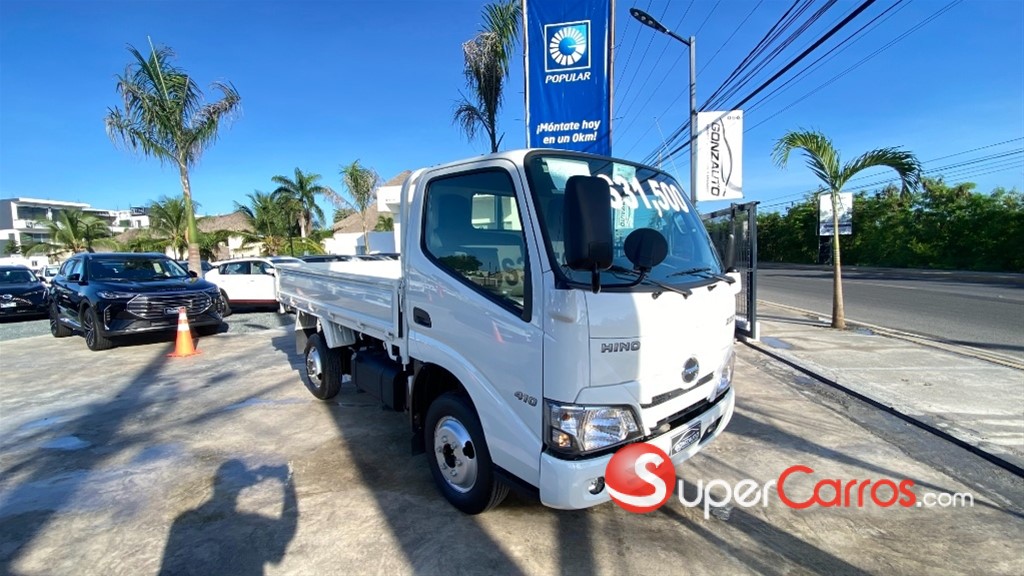 2024 Hino 200