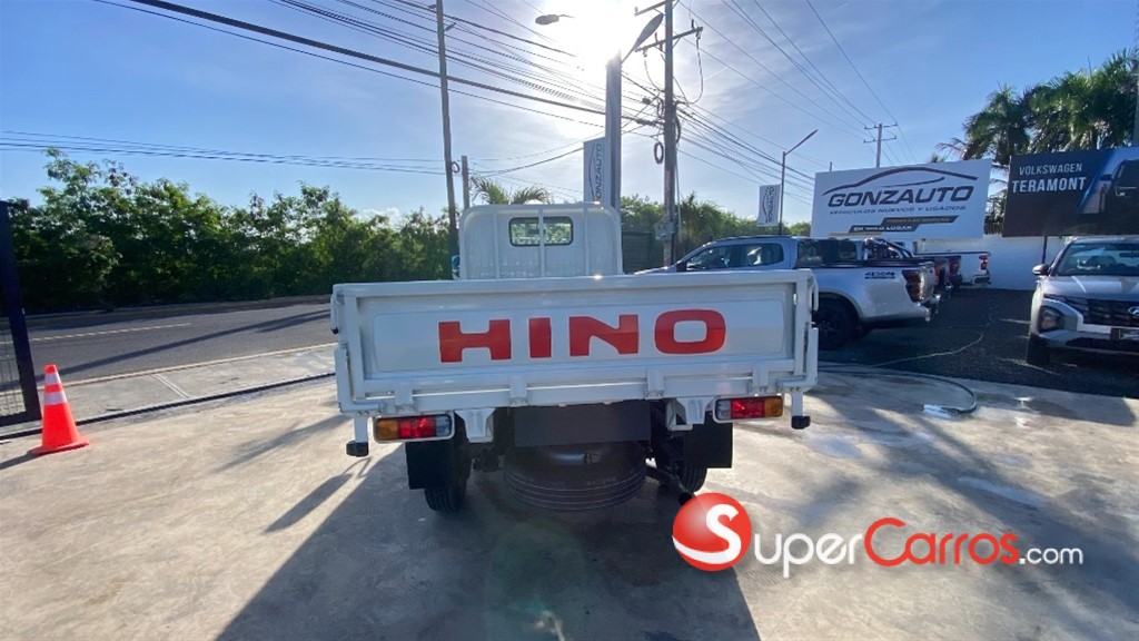 2024 Hino 200 — foto 3 / 9