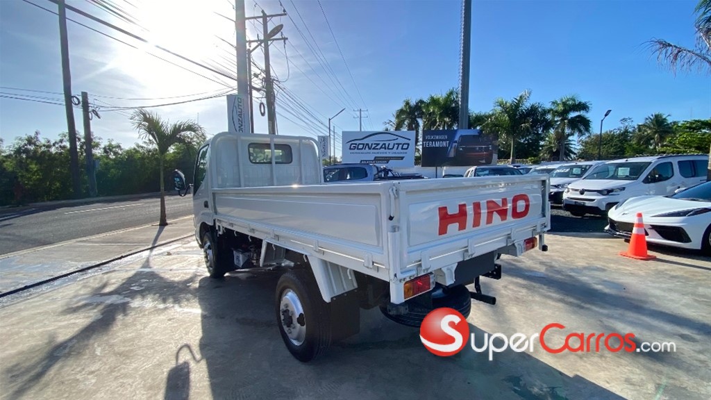 2024 Hino 200 — foto 4 / 9