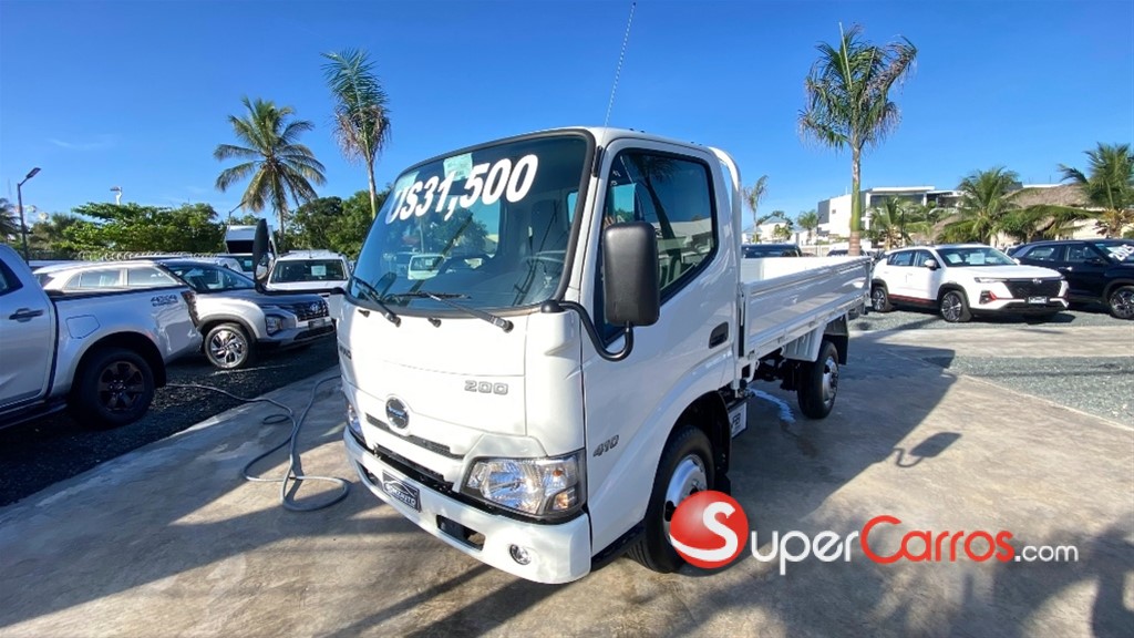 2024 Hino 200 — foto 5 / 9