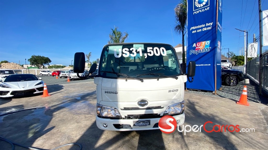 2024 Hino 200 — foto 6 / 9