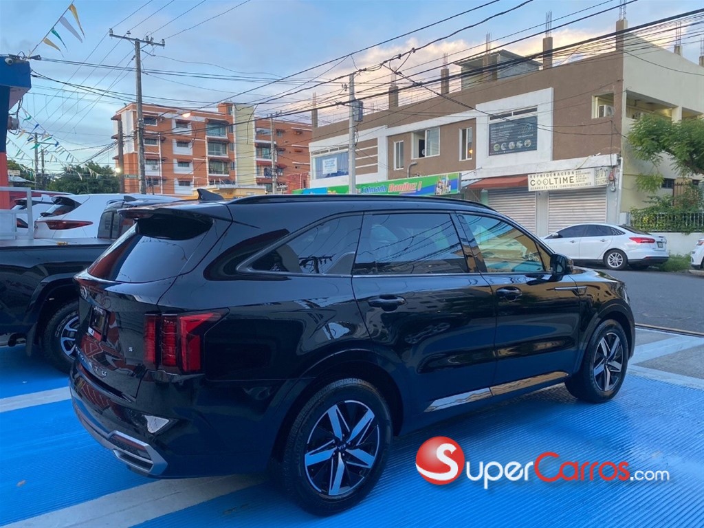 2021 Kia Sorento S — foto 3 / 11