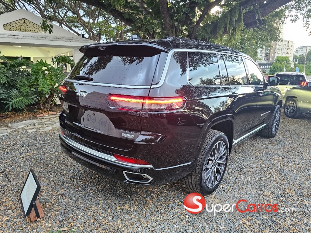 2024 Jeep Grand Cherokee L Summit Reserve — foto 3 / 11