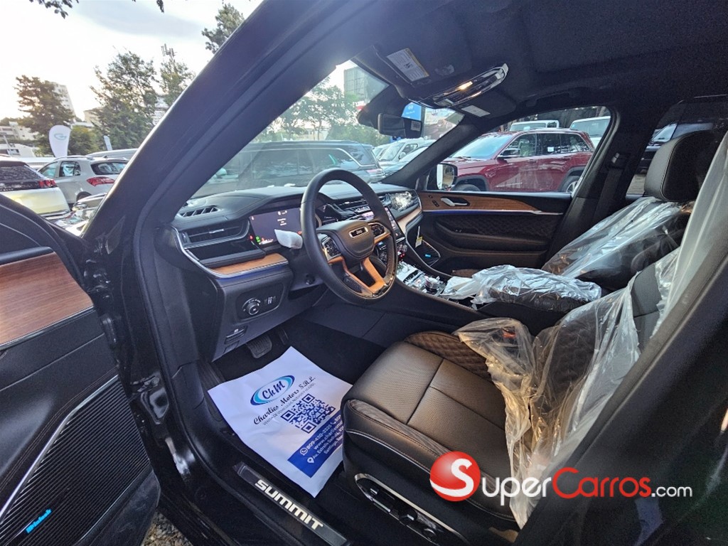 2024 Jeep Grand Cherokee L Summit Reserve — foto 7 / 11