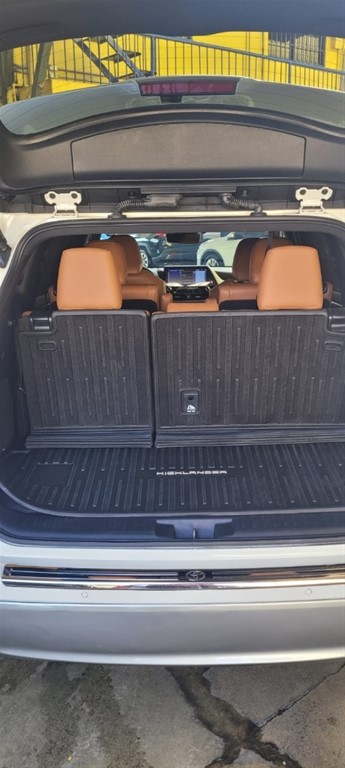 2020 Toyota Highlander Platinum — foto 4 / 11