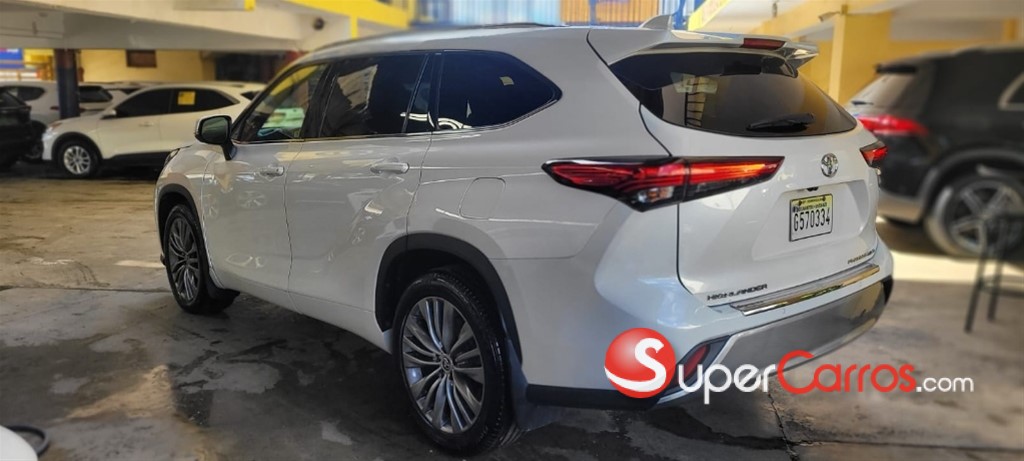 2020 Toyota Highlander Platinum — foto 6 / 11