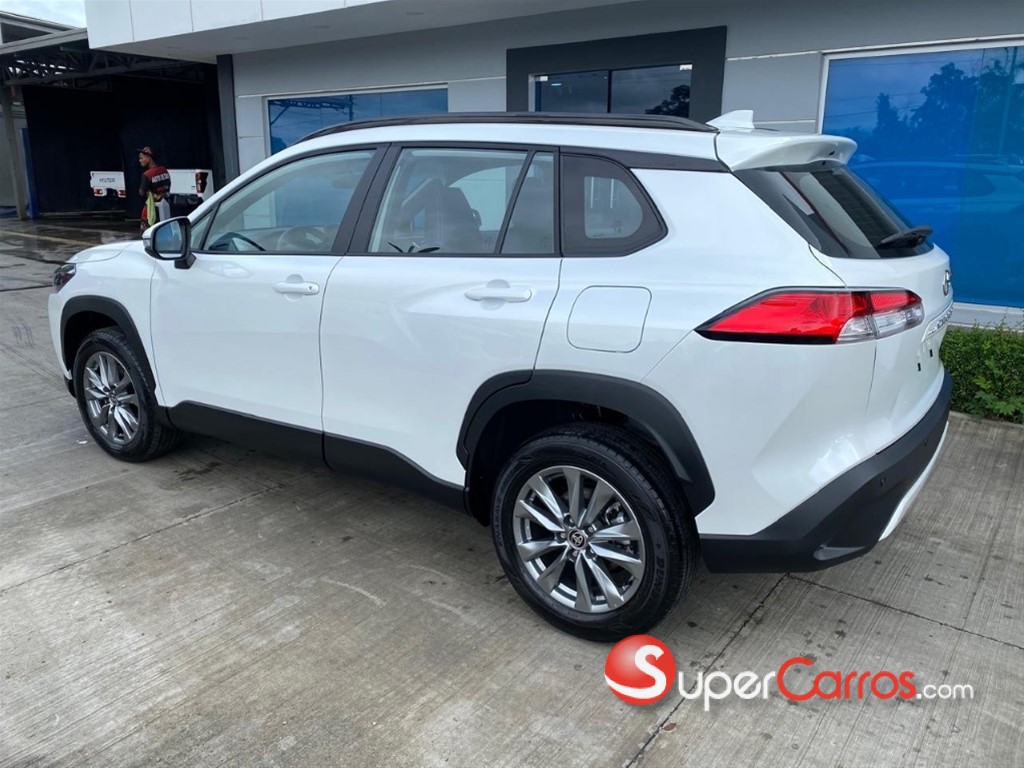 2025 Toyota Corolla Cross Full — foto 3 / 9