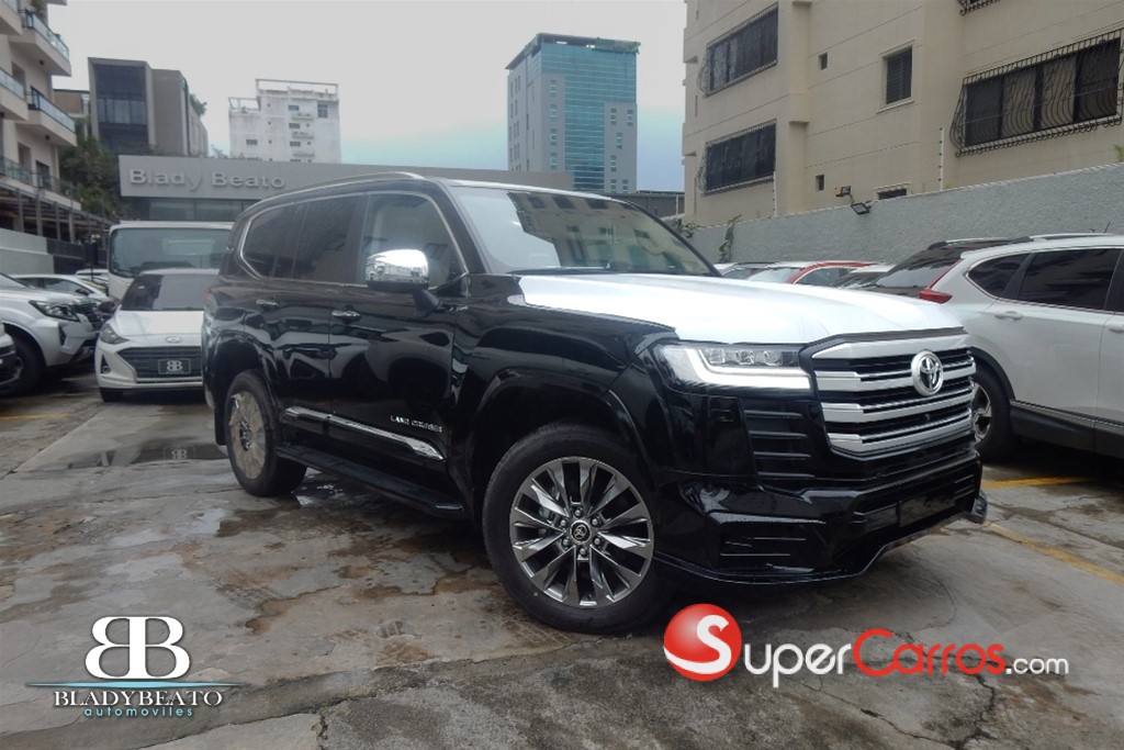 2026 Toyota Land Cruiser 70 ANIVERSARIO — foto 2 / 10