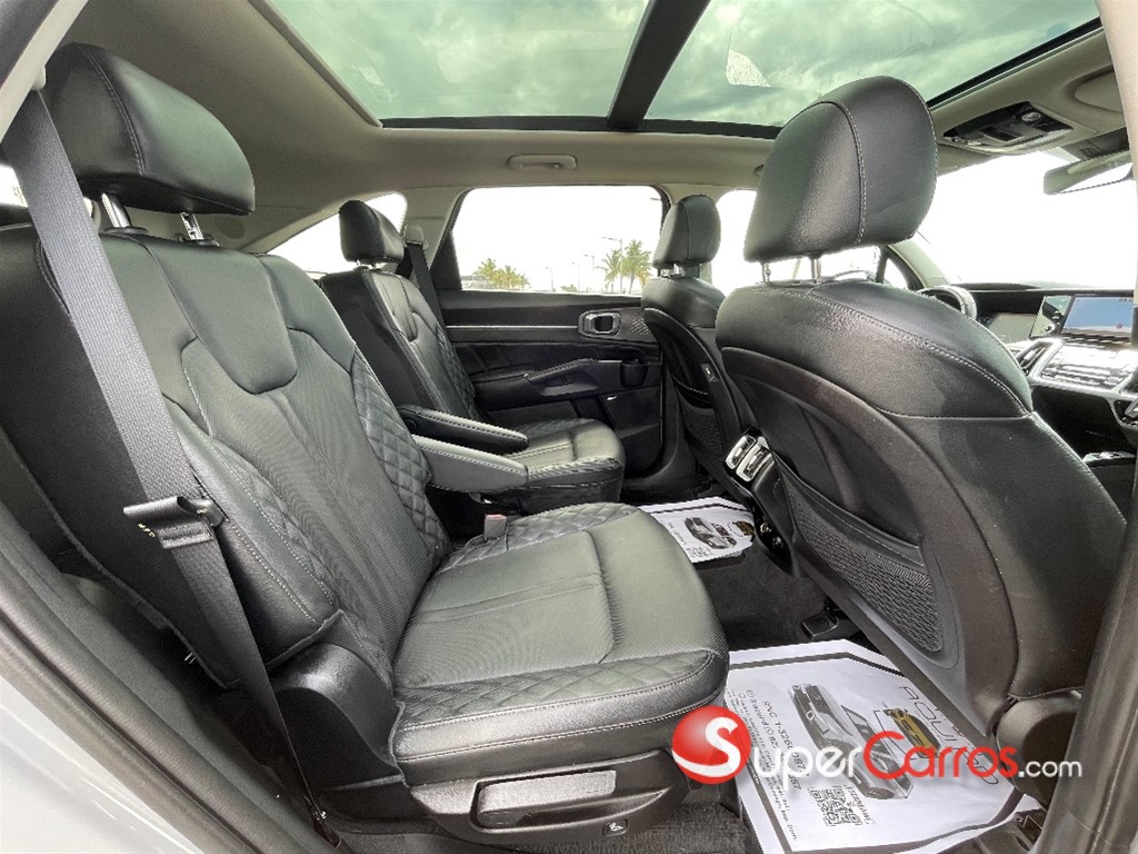 2022 Kia Sorento SX Prestige — foto 8 / 11