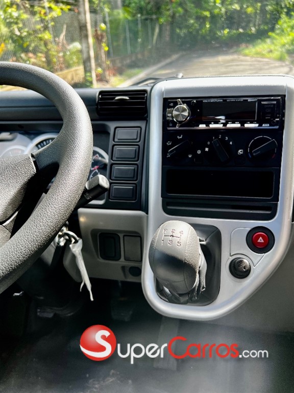 2027 Mitsubishi Motors Canter Cama Larga — foto 11 / 12